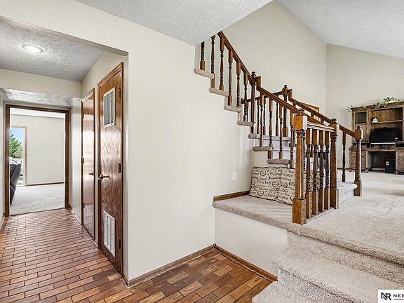 3rd image of 906 Berkley Ave