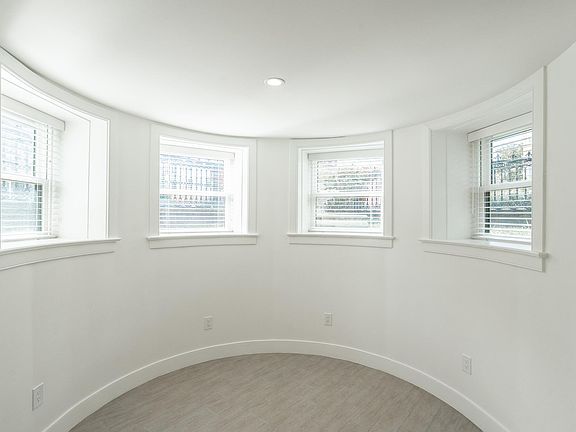 turret sitting room