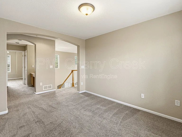 10740 Southhaven Cir — Photo 13