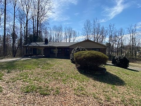 1st image of 909 Greenwood Pl