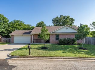 609 E Water St, Weatherford, TX 76086