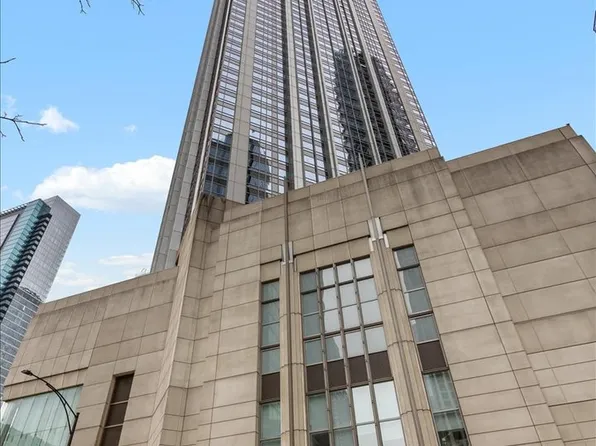 512 N McClurg Ct APT 3904, Chicago, IL 60611