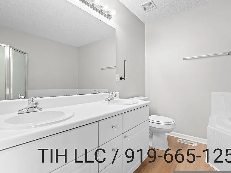 3912 Cold Harbour Dr — Photo 13