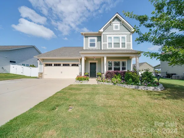 1115 Brooksland Pl, Waxhaw, NC 28173