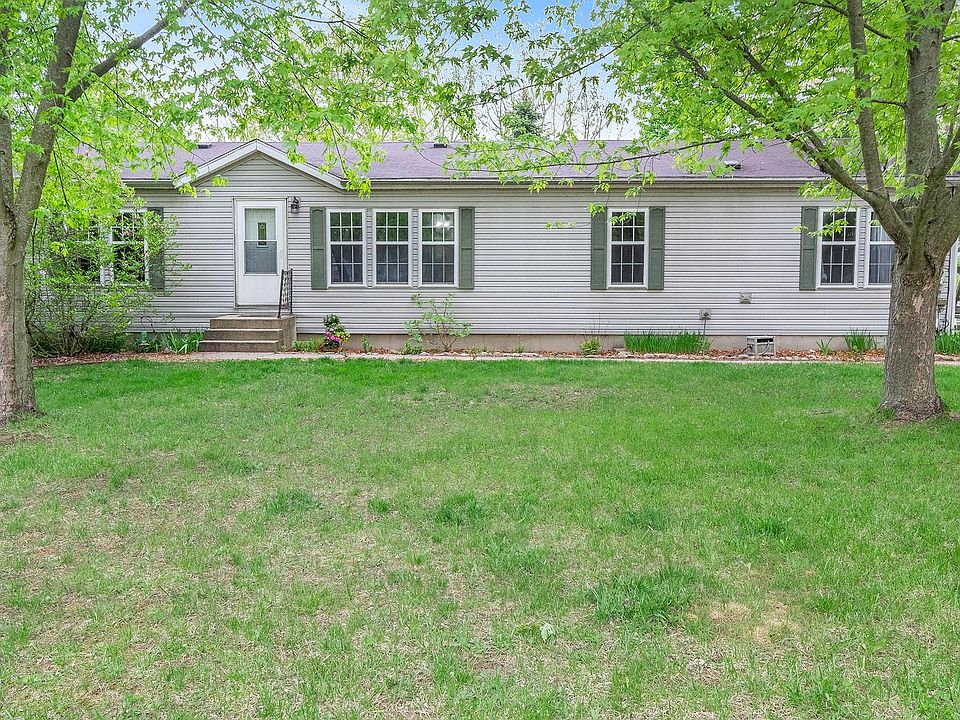 1st image of 2516 Moore Dr