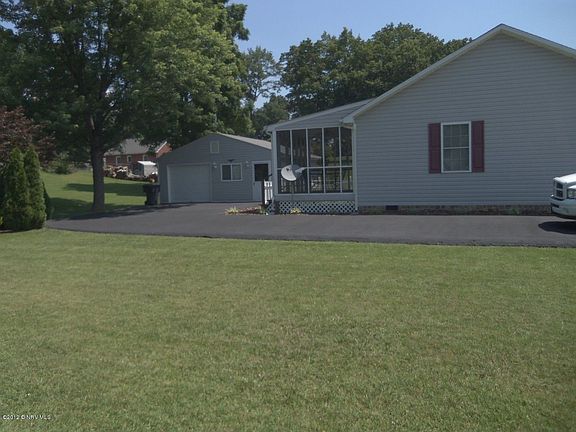 4th image of 3620 Givens Ave