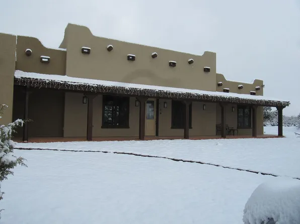 4685 E Red Cliffs Dr, Kanab, UT 84741