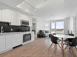 530 De Mazenod Ave #509, Ottawa, ON K1S 5W8