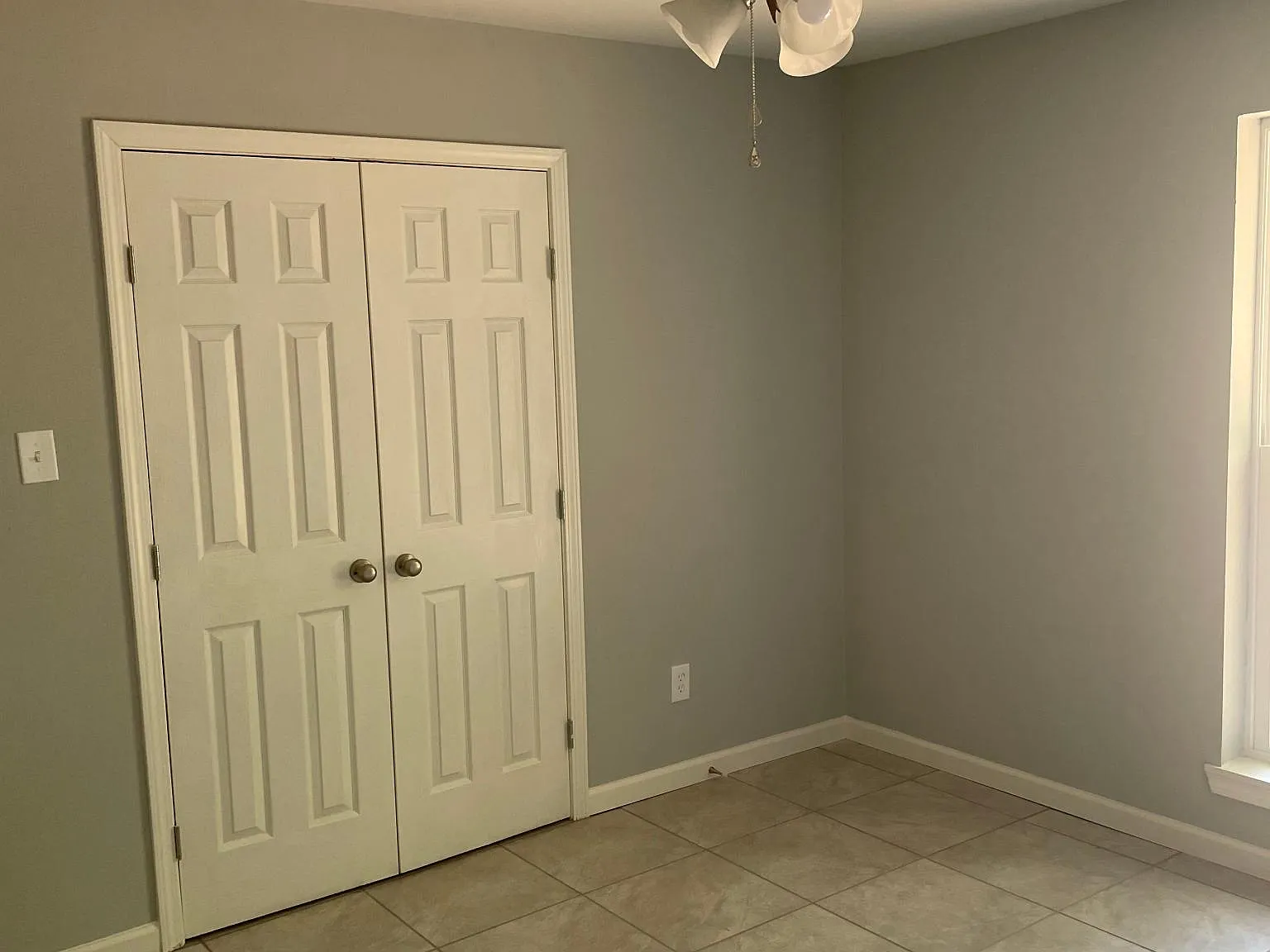 3 bed, 1452 sqft, $1,600 — Photo 3