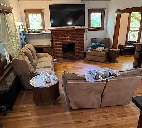 5th image of 54 Glenwood Road