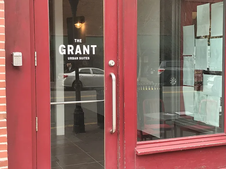5 W Broughton St #401 — Photo 2