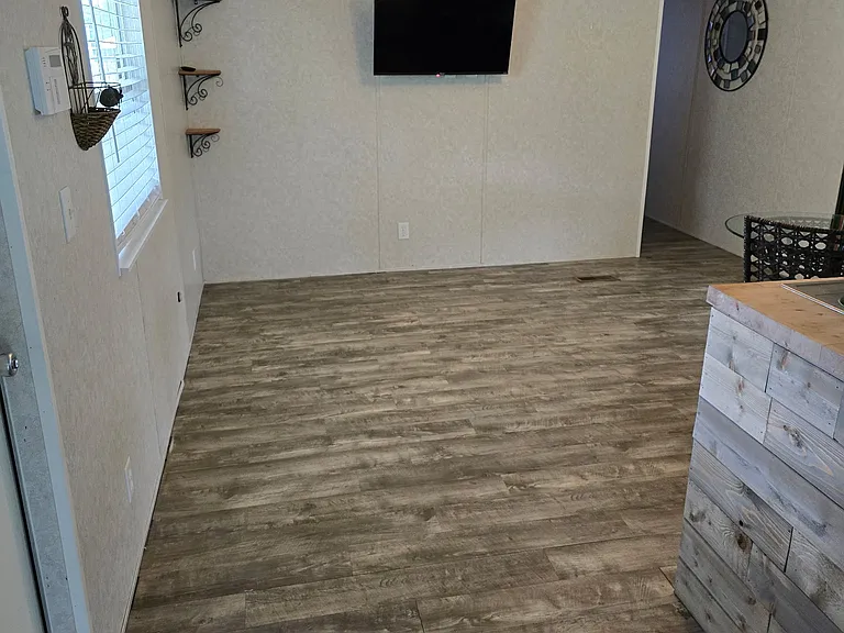 45732 Oleander St — Photo 13
