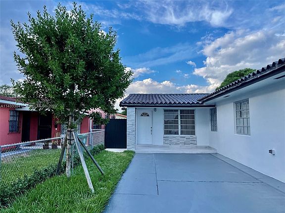 2nd image of 2753 SW 21st Ter #2753