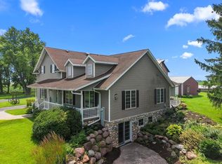 W6827 Hazel Ridge Rd, Delavan, WI 53115