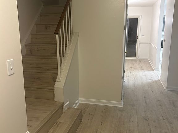 4th image of 10735 Greta Lynn Ct