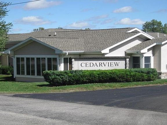 2nd image of 1006 Cedarview Dr