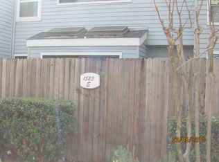 1523 Hood Rd UNIT E, Sacramento, CA 95825