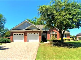 340 Royal Dr, Gulf Shores, AL 36542