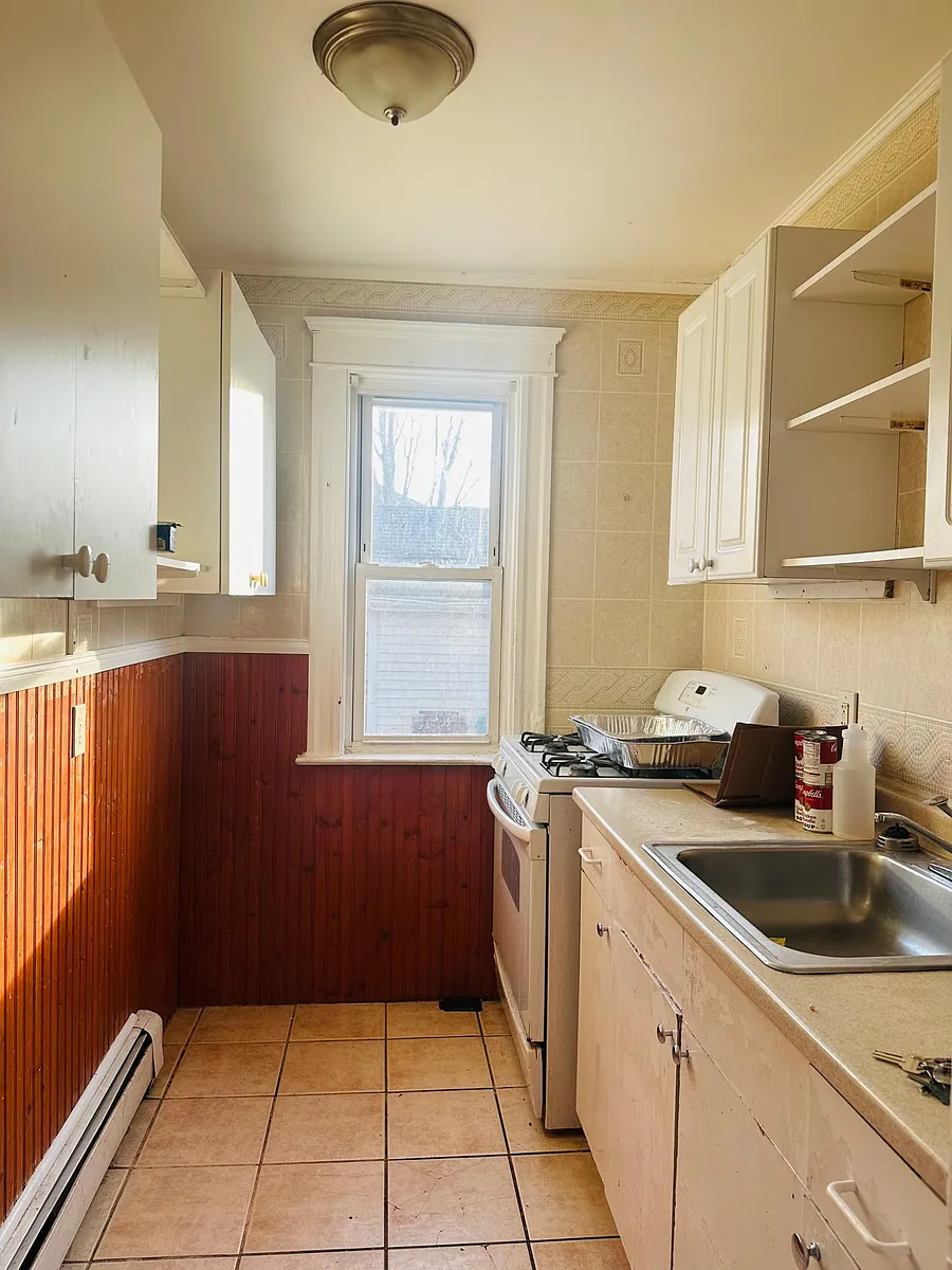 Building Photo - 118 Jeffers St #2