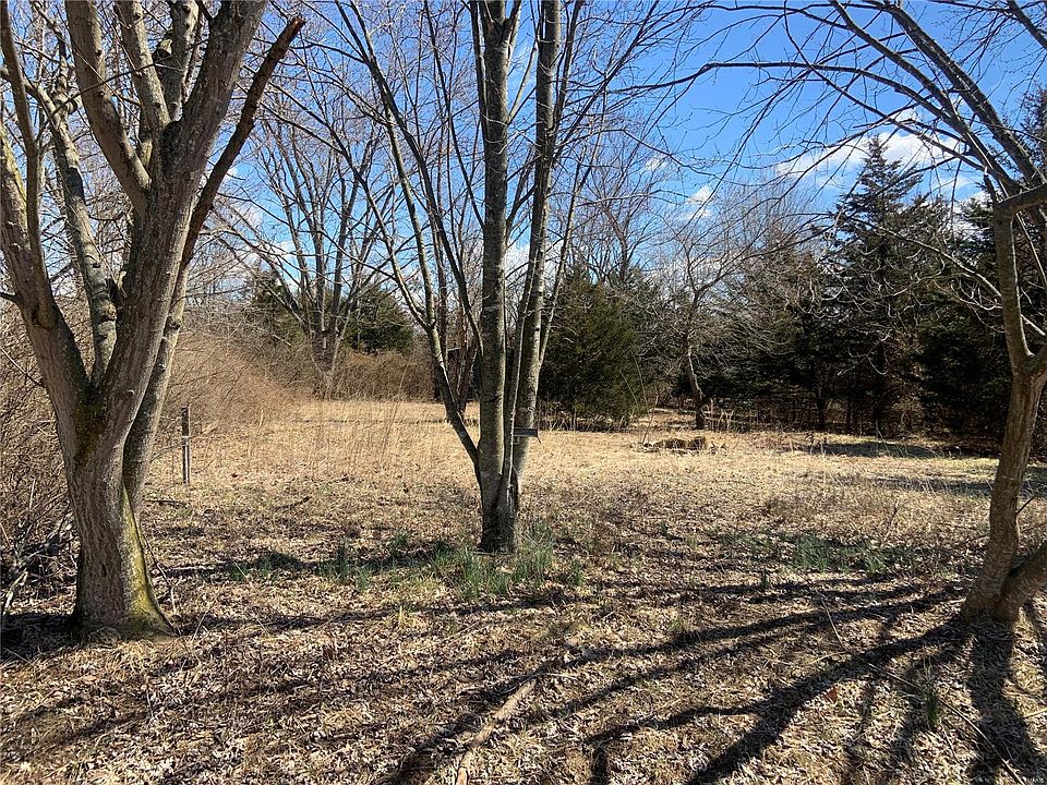 1st image of 1404 Deer Run Dr