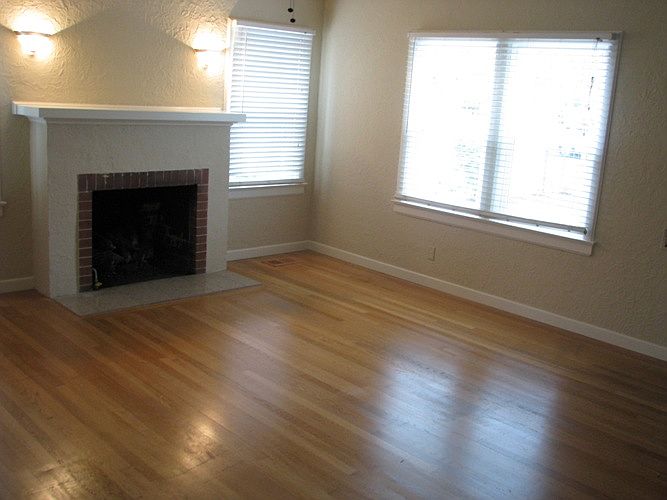 1st image of 305 E Michigan Ave