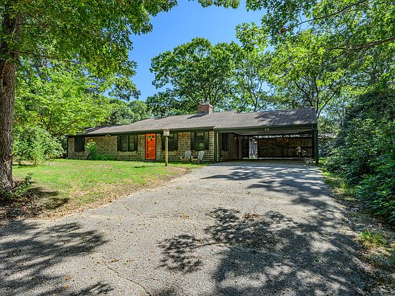 2nd image of 62 Hillside Drive