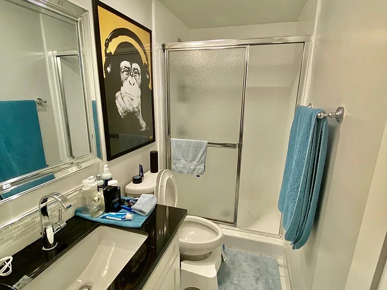 1730 Glendon Ave #7 — Photo 11
