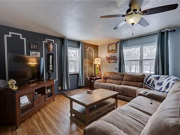 4th image of 2620 Hickory Hills Rd