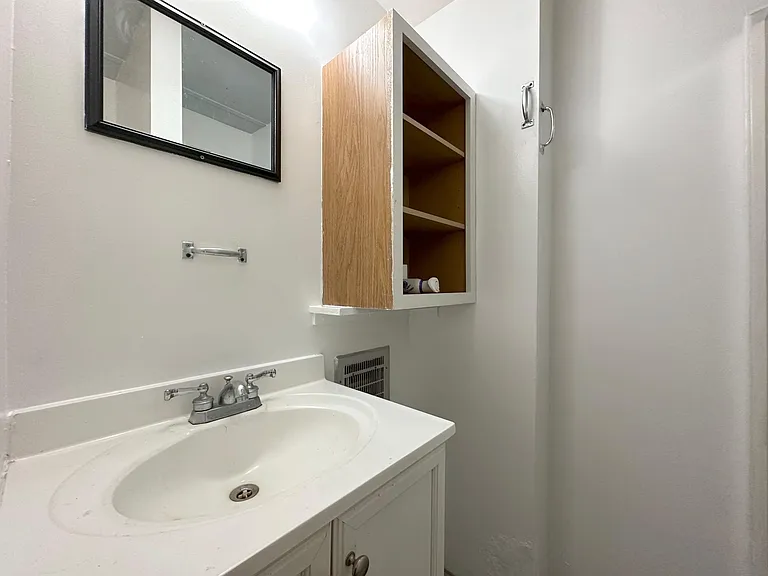 407 Tecolote St #2 — Photo 8