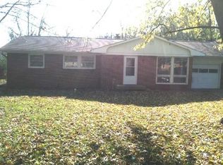 1925 Woodcrest Rd, Indianapolis, IN 46227