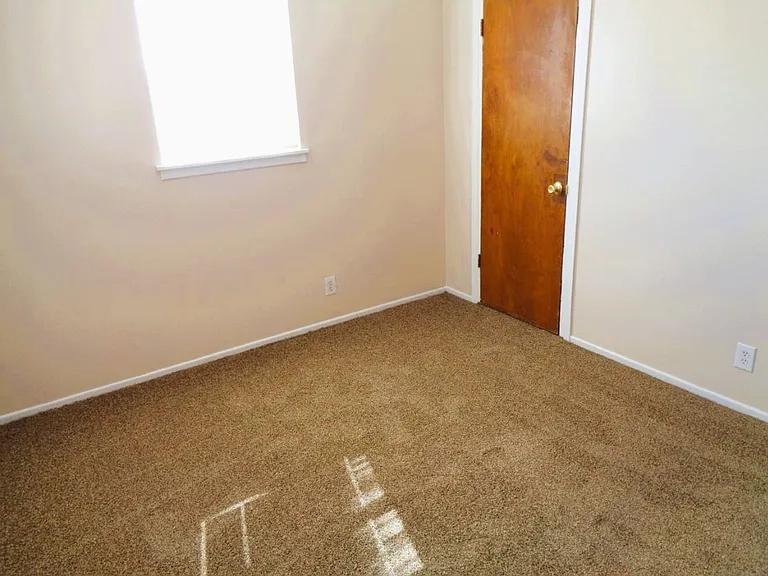10532 Brisbane Way — Photo 13