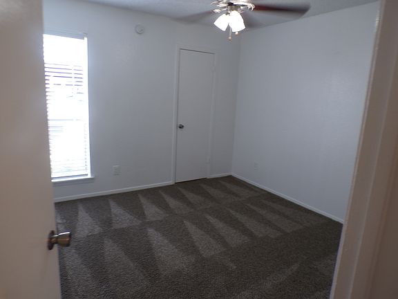 5th image of 1224 Deuce Dr #504