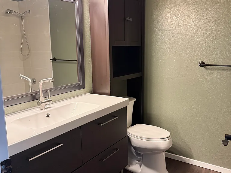 1830 S 336th St #H201 — Photo 18