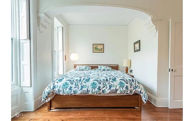 Rented by Douglas Elliman | media 9