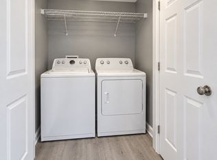 718 Ida Rogers Dr, Hendersonville, NC 28792