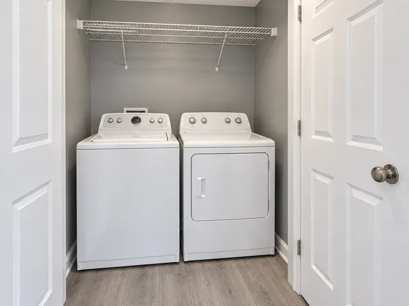 718 Ida Rogers Dr, Hendersonville, NC 28792