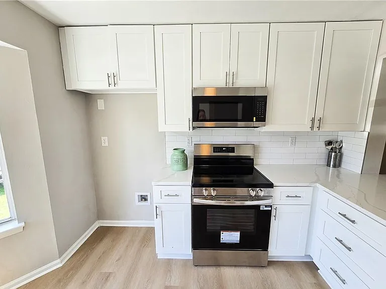 635 Biltmore Dr — Photo 5