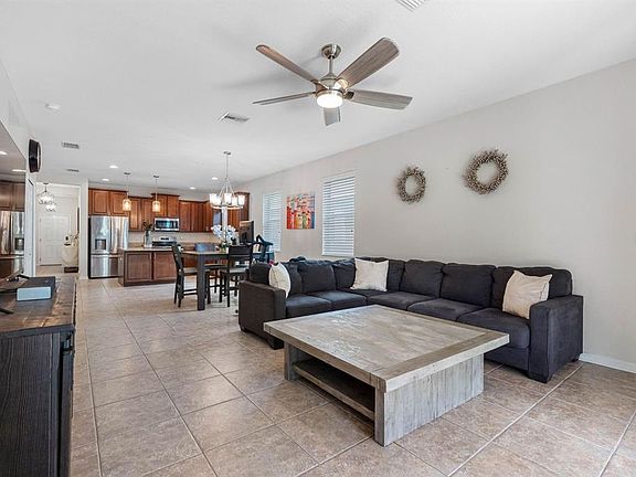 3rd image of 15913 OAKLEAF RUN DRIVE