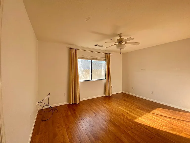 1633 San Vicente Ave — Photo 18