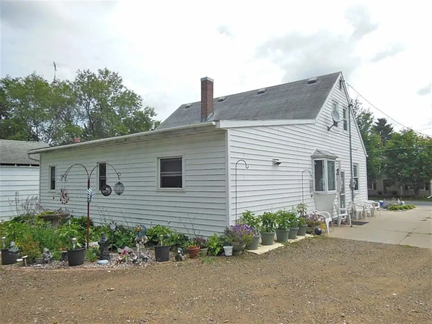  Marshfield  — Photo 4