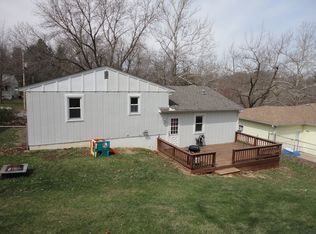 1224 N 3rd St, Oskaloosa, IA 52577