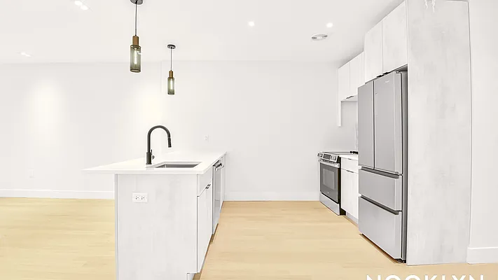 Rented by Nooklyn NYC LLC | media 11