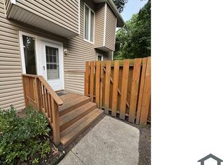 633 Pine Bnd, Chesapeake, VA 23320