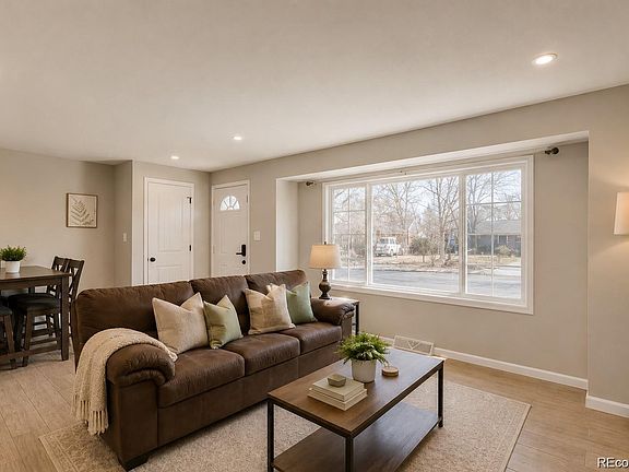 5th image of 6733 S Ash Way