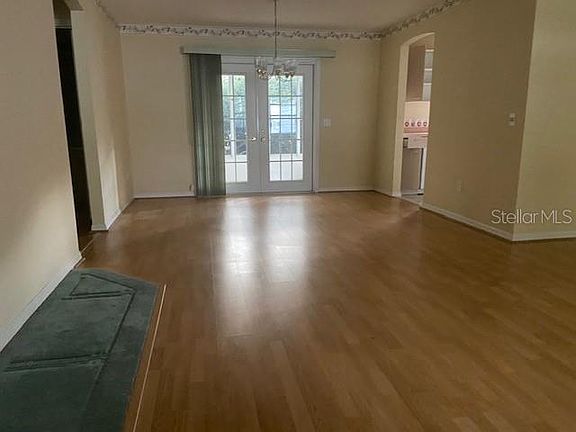 3rd image of 1002 Ventura Dr