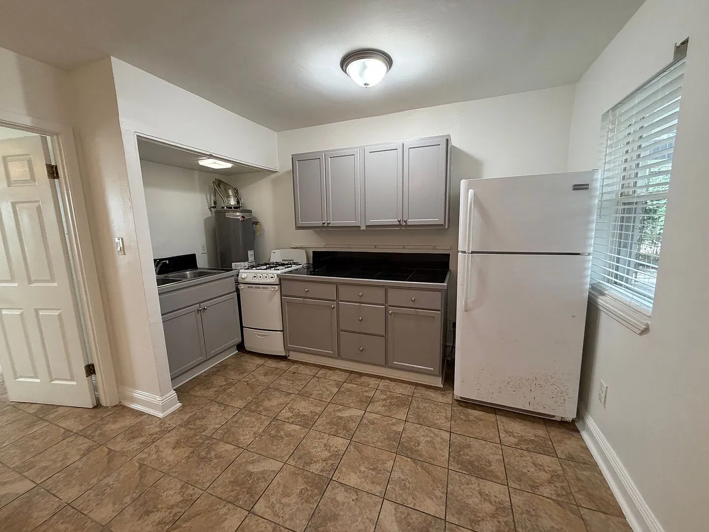 110 Gennaro Place — Photo 3