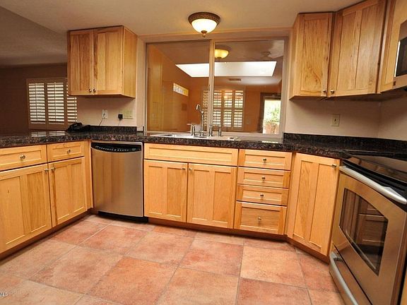 5th image of 3891 N Hillwood Cir