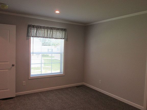 4th image of 6028 S McKenzie Pl