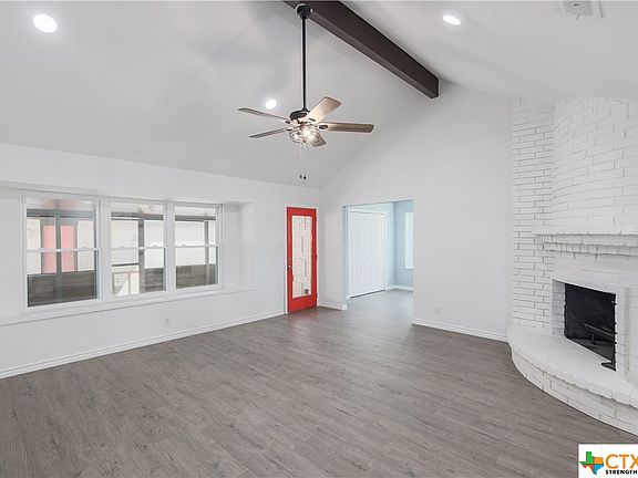 5th image of 3322 Foxbriar Ln