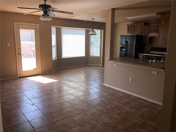 4th image of 10031 Paloma Dr